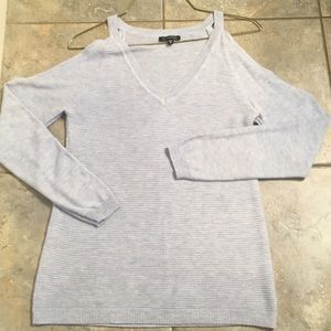 Off the shoulder v neck knit